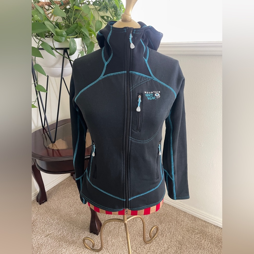 Mountain Hardwear Women's Black Jacket with Blue Accents